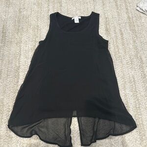 Black Sleeveless High-Low Top